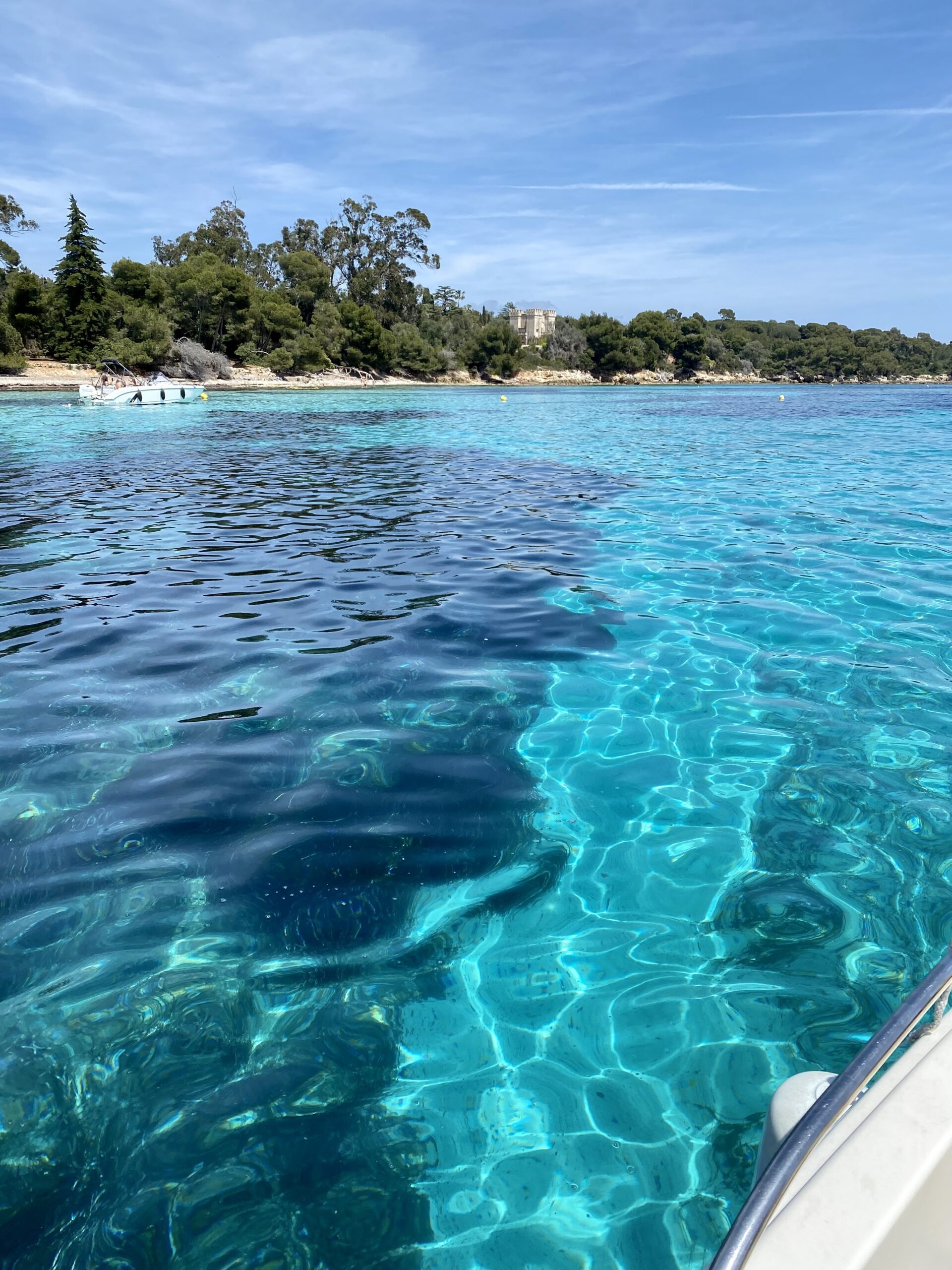 cristal clear water cannes
